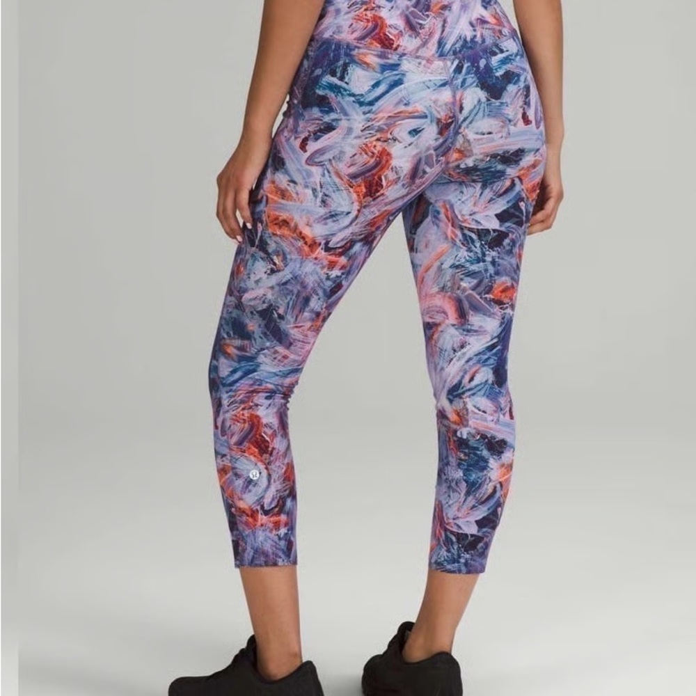 Lululemon Base Pace High-Rise Crop 23" size 8